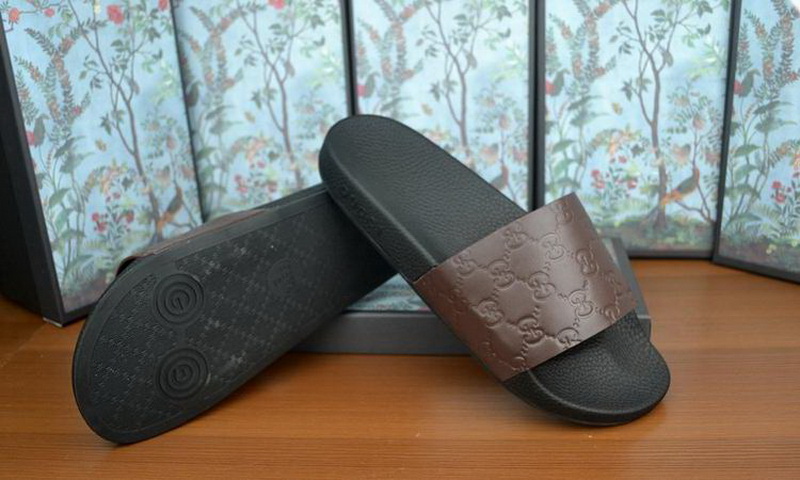 Gucci Men Slippers_478